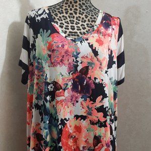 1X Glitzy Girls Floral Stripe Flowy Top